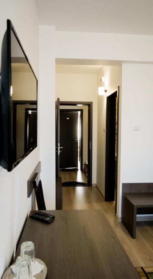 Motel Infinit Targu Jiu Luaran gambar