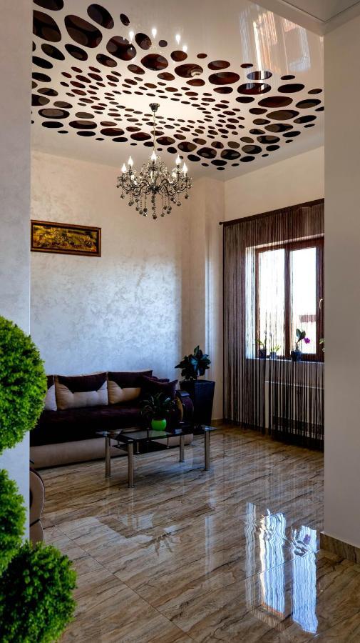 Motel Infinit Targu Jiu Luaran gambar