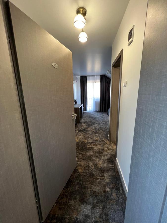 Motel Infinit Targu Jiu Luaran gambar